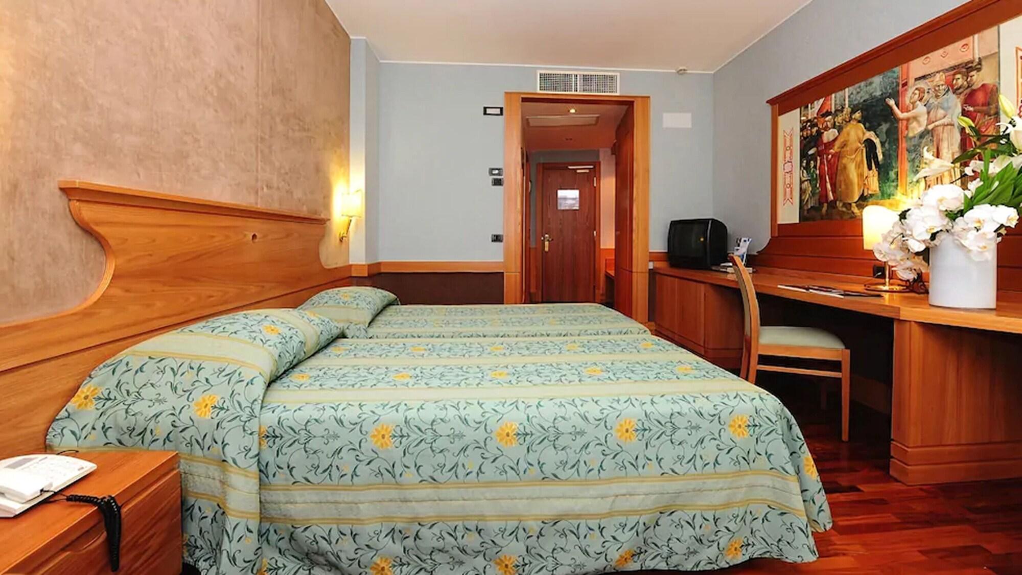 Bv Grand Hotel Assisi Exterior photo