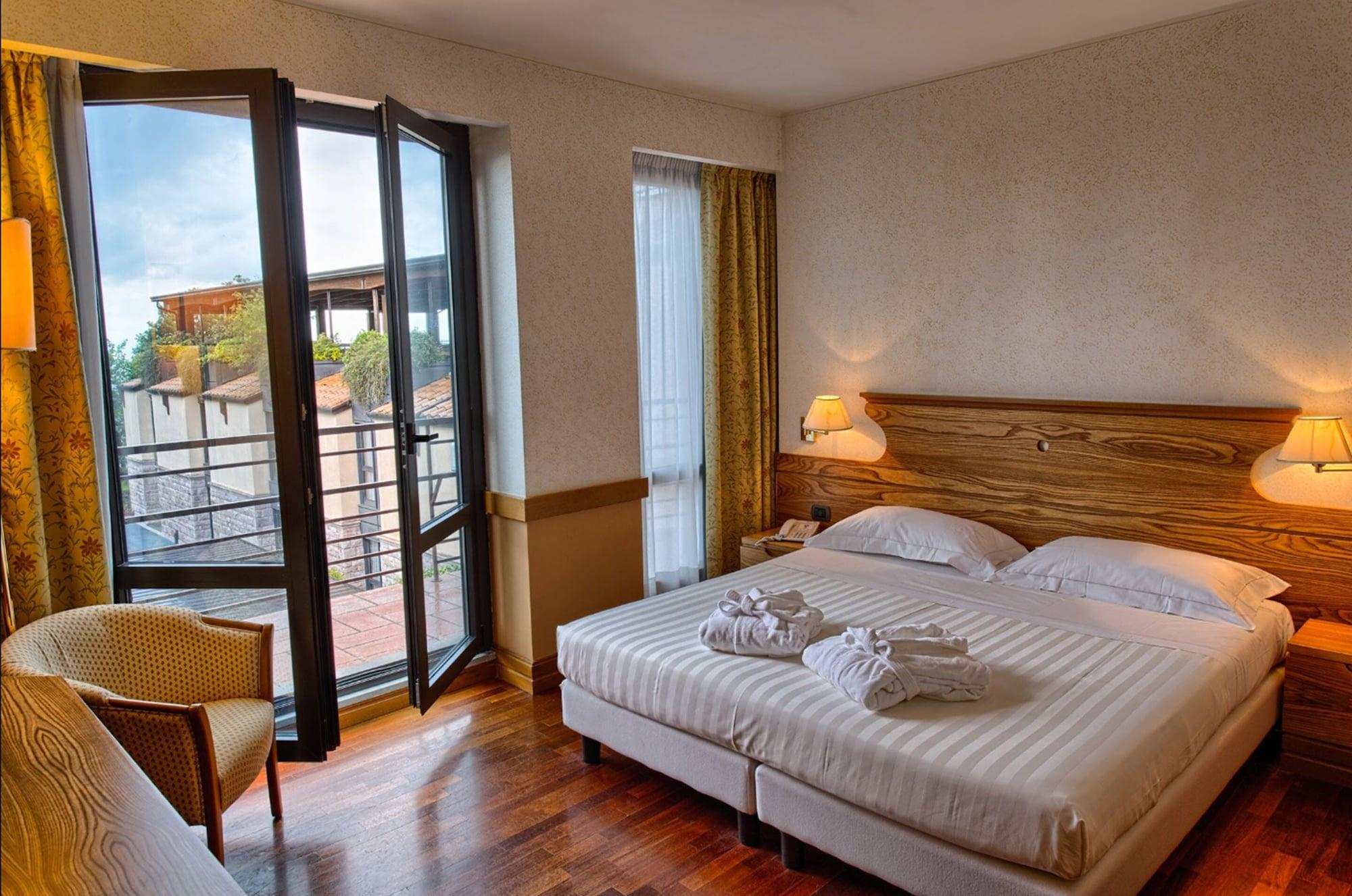 Bv Grand Hotel Assisi Exterior photo