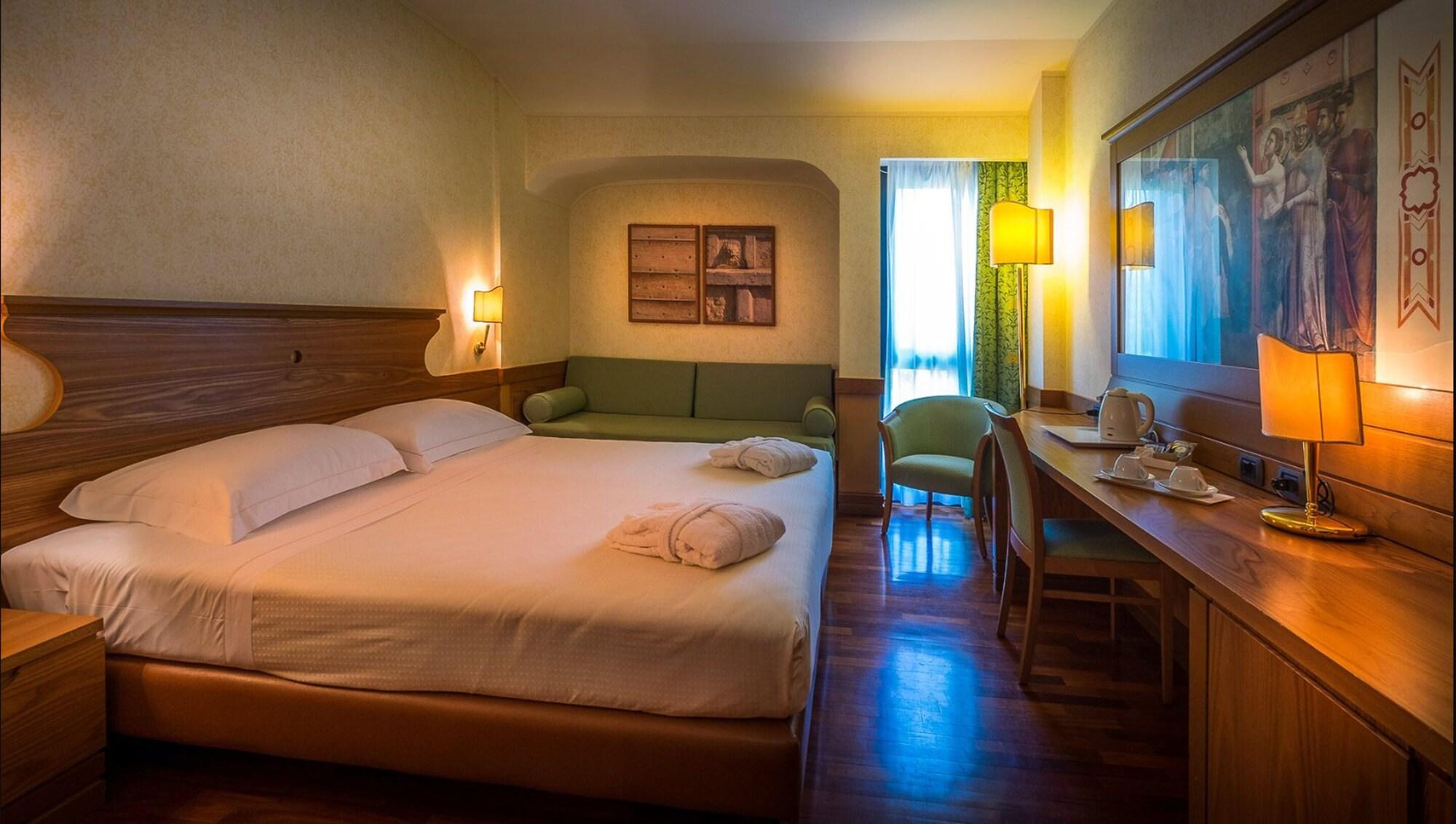 Bv Grand Hotel Assisi Exterior photo