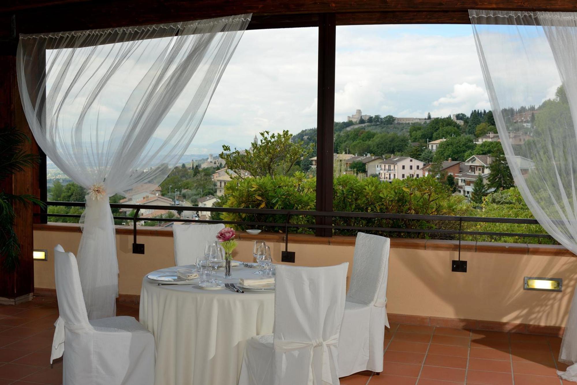 Bv Grand Hotel Assisi Exterior photo