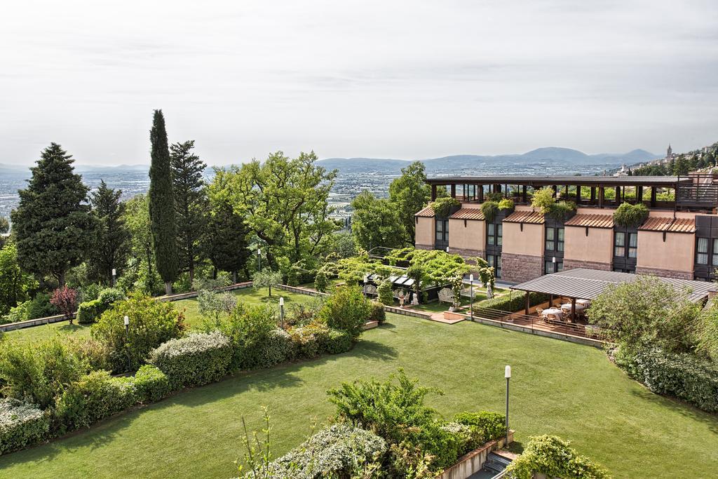 Bv Grand Hotel Assisi Exterior photo