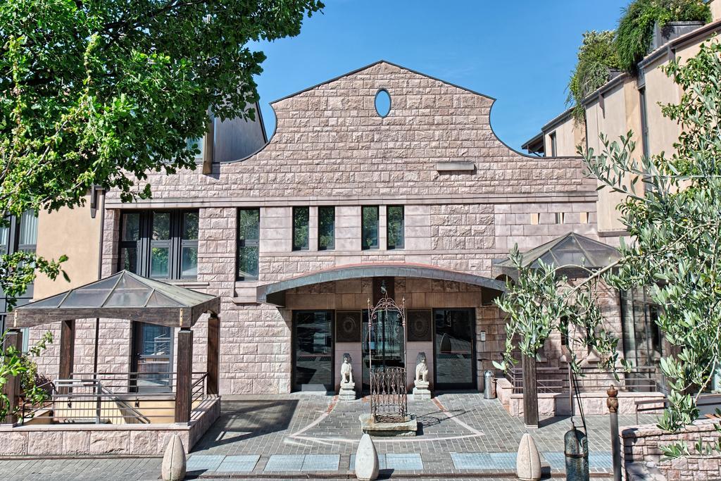 Bv Grand Hotel Assisi Exterior photo