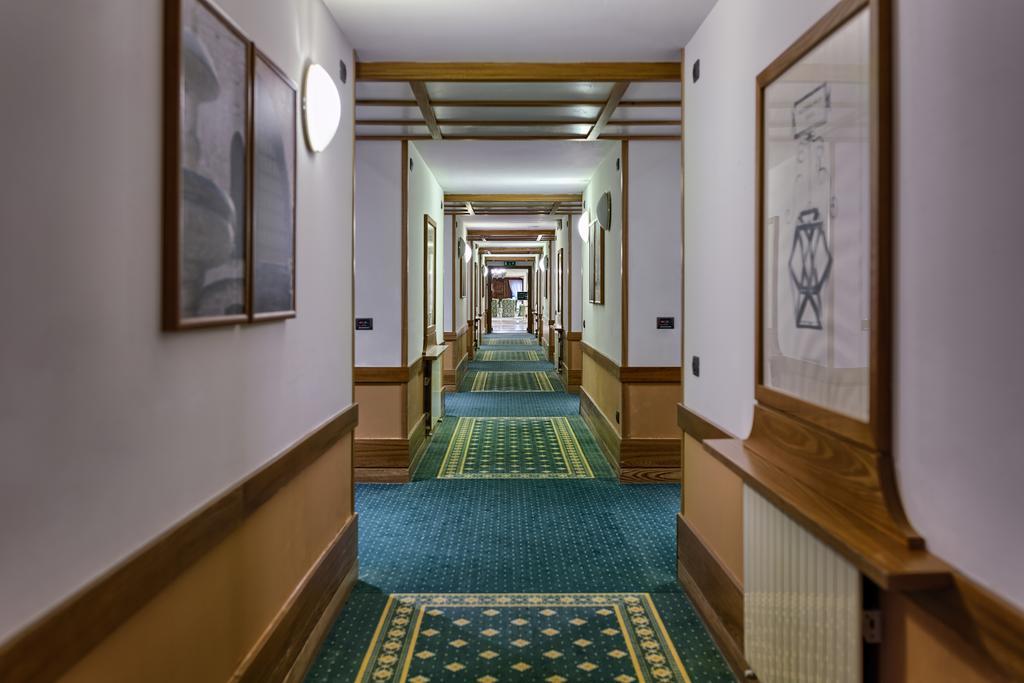 Bv Grand Hotel Assisi Exterior photo