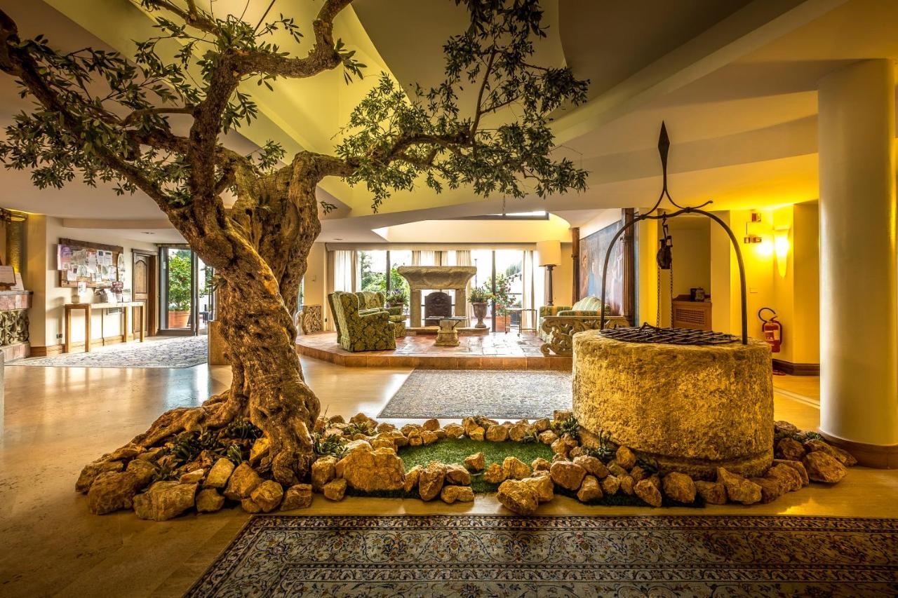 Bv Grand Hotel Assisi Exterior photo